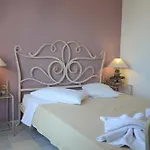 Argo Parikia (Paros)